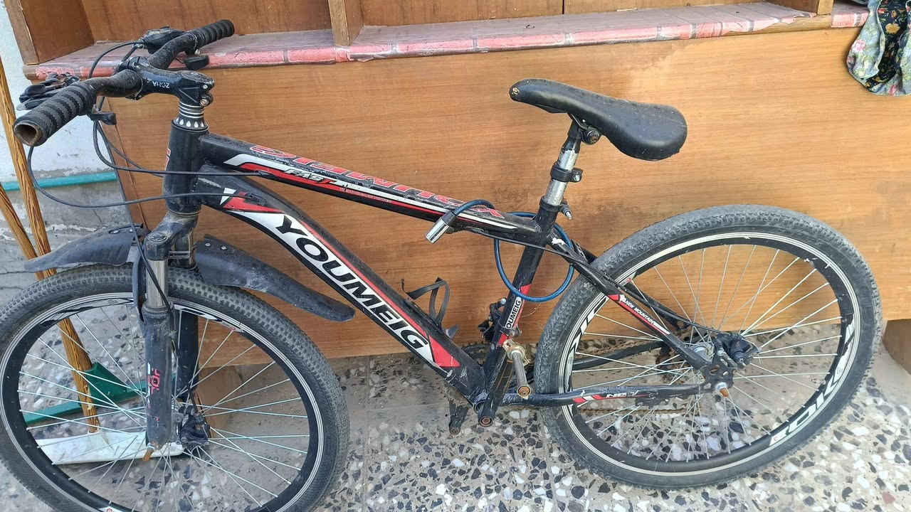 بايسكل جبلي متروك يرادله بس  تبدل جوب ويلات جدد سعره 70 وبي مجال للشراي النجف, العراق


**إذا كنت صاحب هذا الإعلان وتريد حذفه لأي سبب، رجاءا أرسل رسالة إلى الدعم الفني**