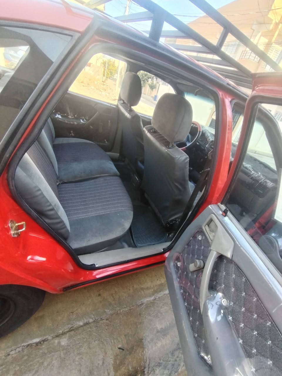 اوبل فكتره موديل ٩١ حجم ٢٠ محرك +  صبغ عام جمالية  كهربيات كلها شغال عل وضع شركه جامات كهربائي مرايه كهربائي سلايت باتري زوج تايرات جديده رقم ألماني  سنويه لحد 27   مال جناي كاربون بأنز ين    سياره متصرف على دينار داخل حيل نضيف حداديه من كلشي      *********** ***********
