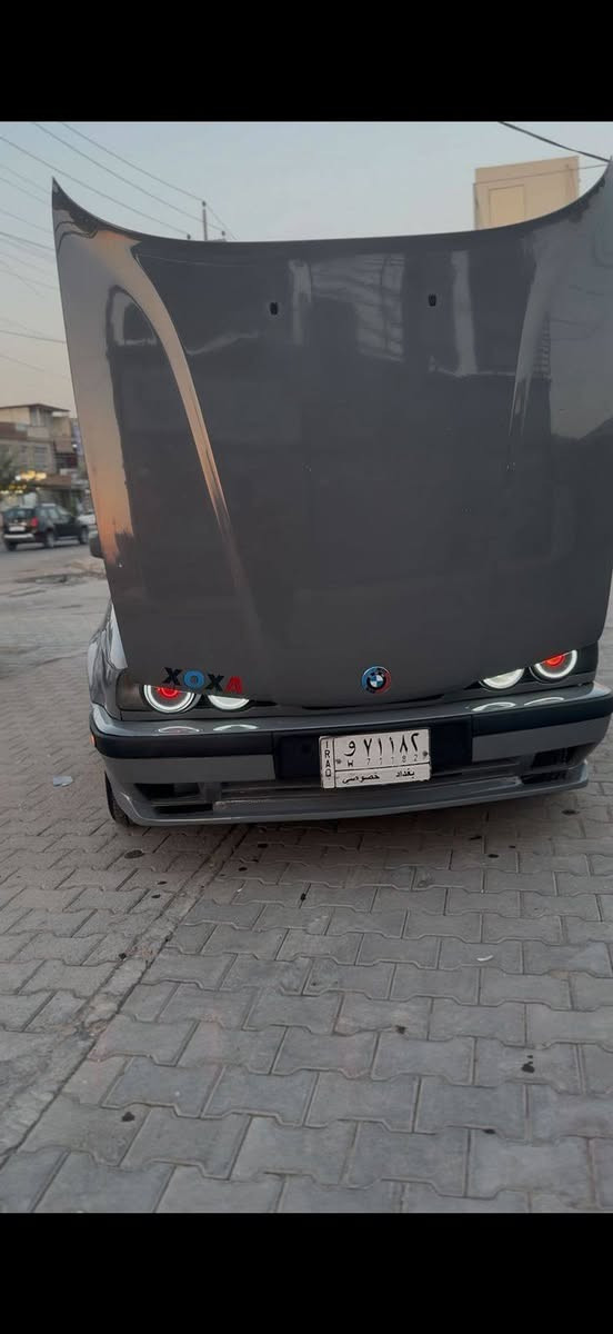 سلام عليكم بي ام 535 مفتوح محرك وكير  اوتو جديد صعدتهن قبل شهرين  سياره كلها M دعاميات ودواخل جلد غرفه كلها جلد سوده وكلها جديده بجم عريض + عيون الشيطان وعدسات عليها كزوز HTpor تحكم بل ريمون عليها سستم سماعات كامل وسبيكرات وشاشه نضام اندرويد رقم بغداد مداور ثاني يوم تبريد شغال كلشي شغال بل سياره كامله على اخر حبايه /الاستفسار خاص او رقم الهاتف ***********
