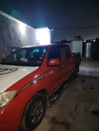 هايلوكس • ٢٠٠٩ • اوتوماتيك