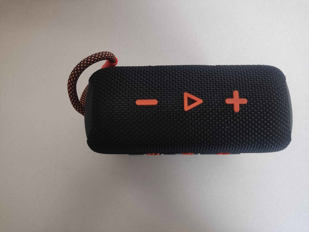 سپیکەری جۆری زیلۆتی ئەصلي دەنگی زۆر خۆشە بەقوەتە داوای 25000 دینارو موعامەلە ئەگەر موشتەریت تێل بۆ ژمارە *********** السليمانية, العراق
