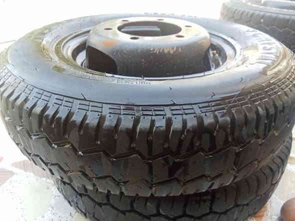 السلام عليكم تايرات كيا فحل عدد 5 الحجم13 نوعية كوري المكان كوت السعر 250 وبي مجال ‏‪***********
