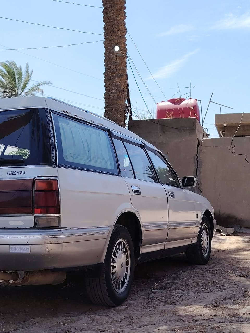 سلام عليكم سياره للبيع ارنب سيدان ستيشن موديل 1991 كير اوتماتيك محرك وكير مكفولات سياره جاهزه مابيهه اي نقص مال جناي سنويه لل28كله رقم انكليزي تحويل مباشر بسمي تخم تاير امامي وخلفي جديد
مكاني بابل - طريق العلويه شريفه

اتصال ***********
