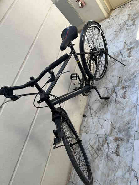 سلام عليكم باسكل للبيع نضيف كلو شغال مكاني موصل حي الفلاح سعر 150 
رقم 0770 615 9325
