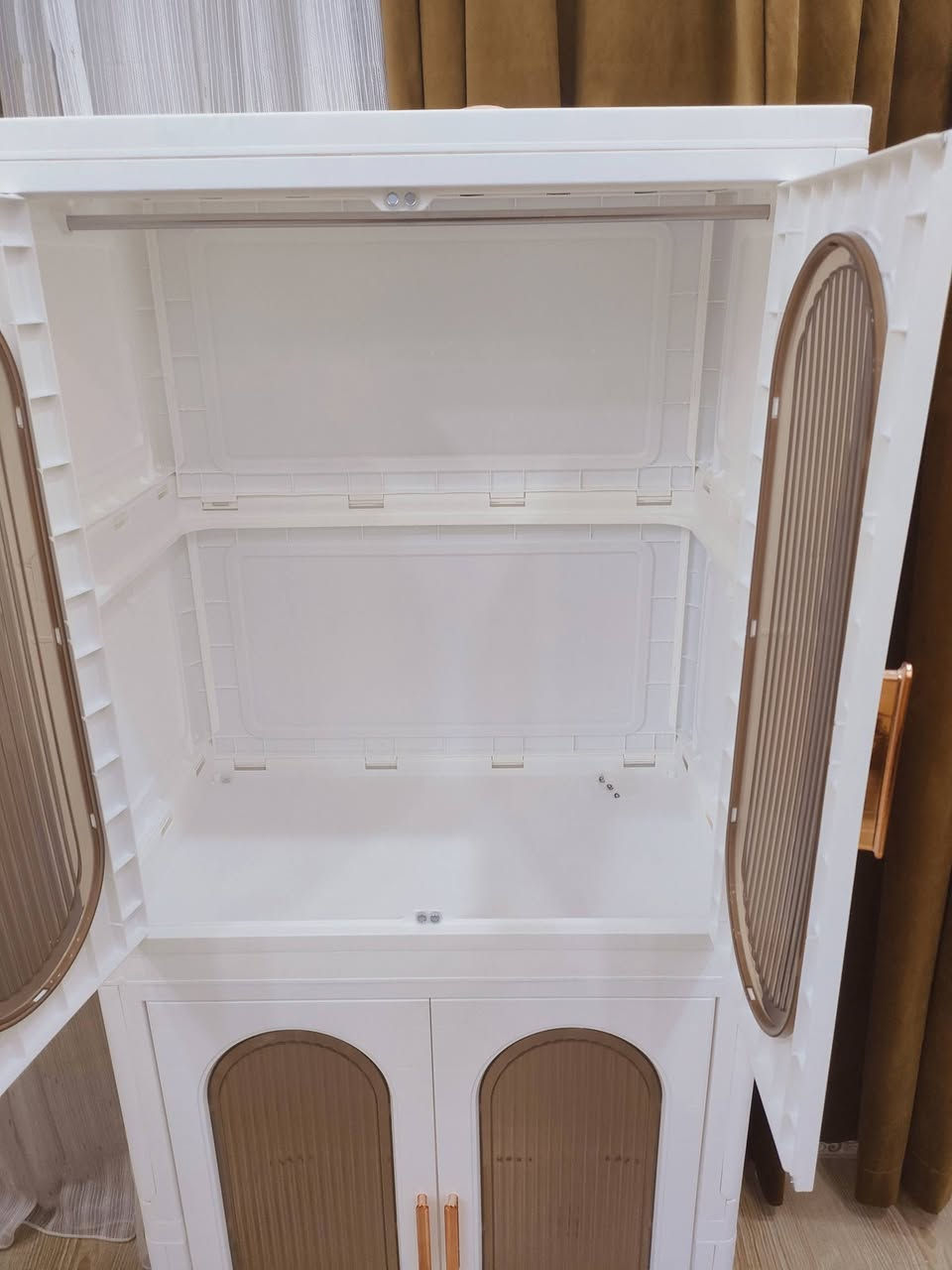 لوكر كنتور بابين كبار جدا ارتفاع اكثر من متر ونص وعرض 65 وزن ثقيل ب 55 الف


**إذا كنت صاحب هذا الإعلان وتريد حذفه لأي سبب، رجاءا أرسل رسالة إلى الدعم الفني**