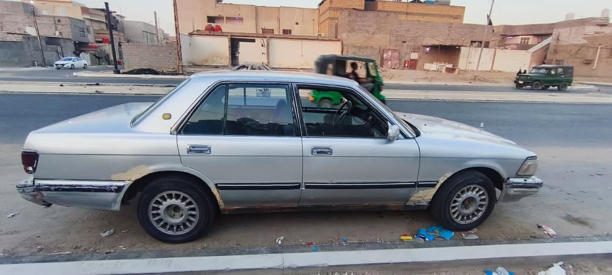 سيدان موديل ٩١ رقم انبار بسمي سنويته توه انتهت اصوليه يسره ابلاد لاكص ولا عيب شرعي سياره مكينته vvt2500
توه مسمكرينهن بيه ملاحضات وخياسات سوينهن مكنته حلو  والشري يجي ويشوفه سعرها ٣٠ $ وبيه مجال قليل مكانه بصره الزبير ***********
