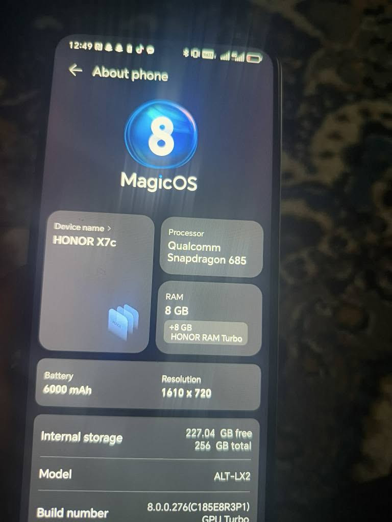 Honor x7c بۆفرۆشتن
256gb
کارتۆنو شەحنی خۆی لەگەڵە
پاتری6000
ڕام8
دوو سیم
نەکراوەتەوە
کامێرای 108mp
سناپ دراگۆنی 685
زۆر پاک و بێکێشەیە 
سعری  210هەزار
*********** السليمانية, العراق
