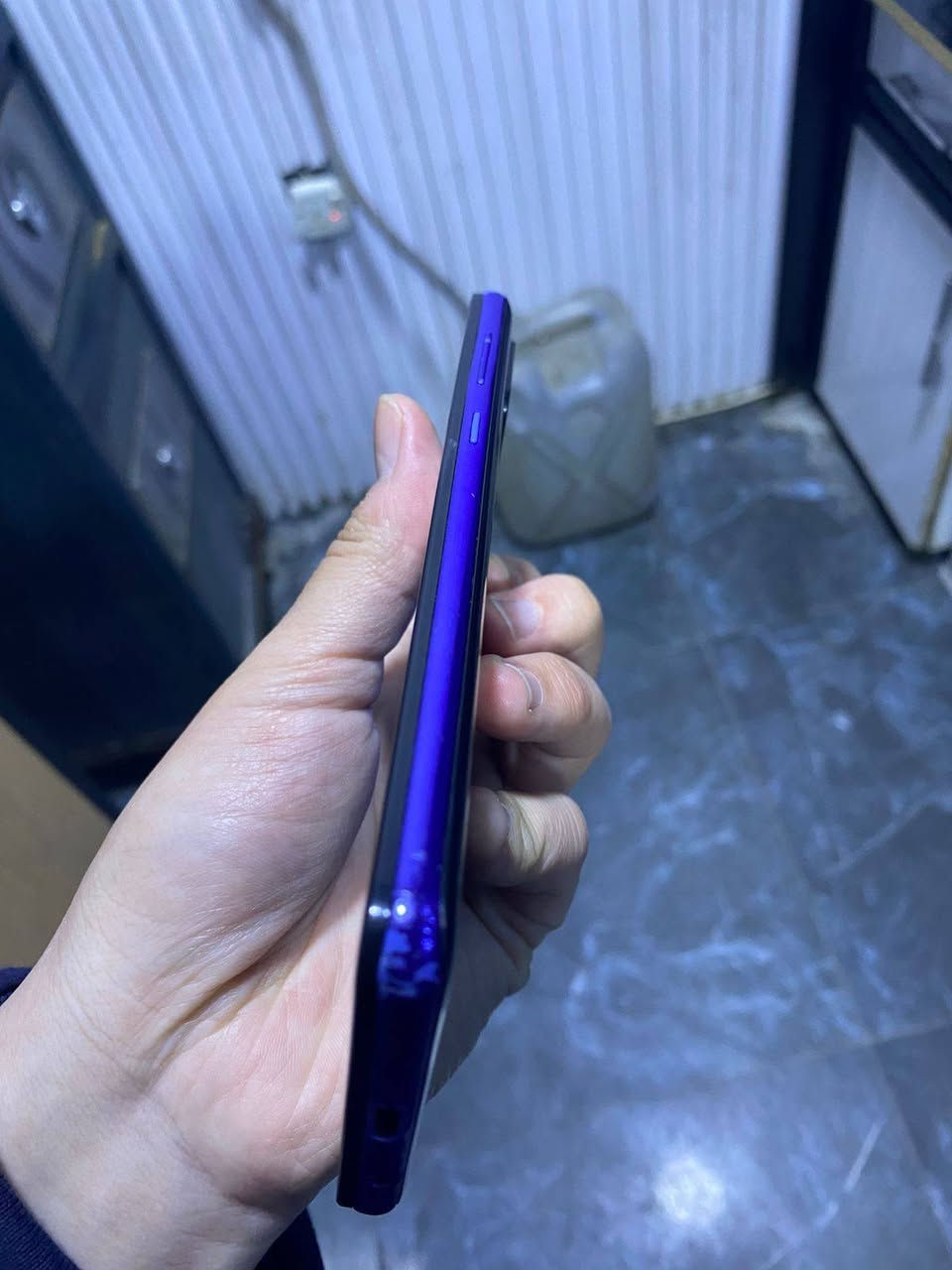 A31
للبيع سعرو 70 وبي مجال 

مبدل شاشه فقط 

ذاكرة 128 رام 6 
بيجي 60 فريم 
الجهاز كله شغال ما بي ولا خلل 
مكاني ايمن 
شراي تعال خاص


**إذا كنت صاحب هذا الإعلان وتريد حذفه لأي سبب، رجاءا أرسل رسالة إلى الدعم الفني**