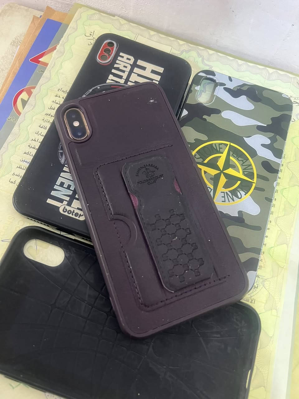 فقط بيع بدون مراوس بس الشراي يتصل لحد يتعبني
ايفون اكس ماكس اس ذاكره 64 بطارية 78 بي فطر بسيط بلشاشه ممأثر ابد استخدمه طبيعي والظهر ماله هم بي فطور 
ب100 وبي مجال ويا شاحنه وكفارت عدد 3 بسيط للشراي مكاني بلطشاش وهذا رقمي ***********
