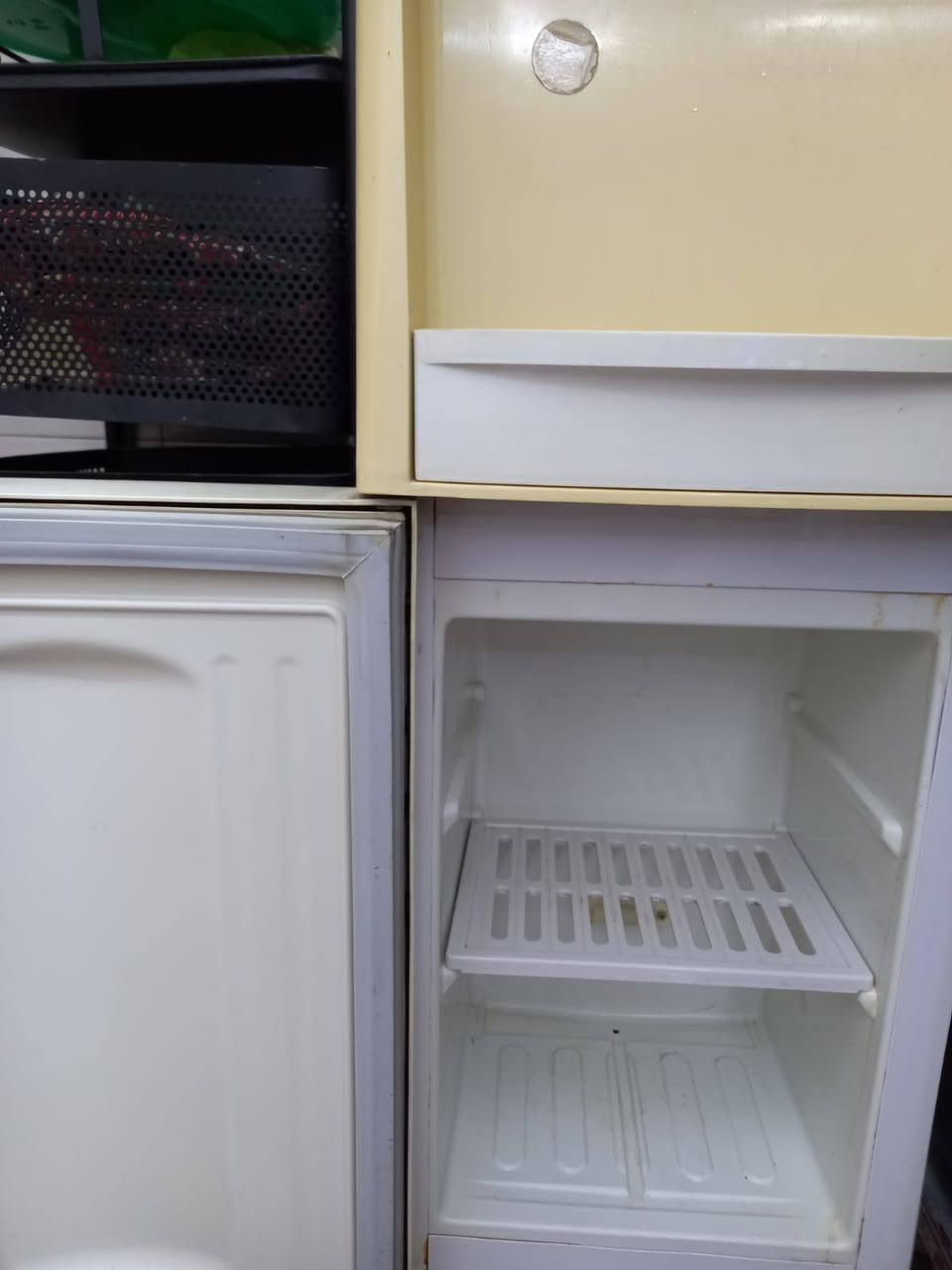 براد ماء الحافظ نظيف حار وبارد سعره ٧٥ وبي مجال  المكان / الدورة


**إذا كنت صاحب هذا الإعلان وتريد حذفه لأي سبب، رجاءا أرسل رسالة إلى الدعم الفني**