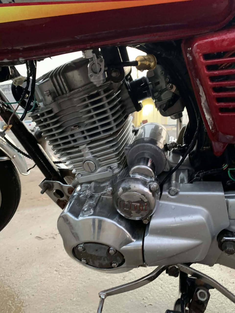 5گير 
نضيف كهربائيات شغاله لايت سلف هورن 
محرك بي صرف 
سعره 175بي مجال 
***********
