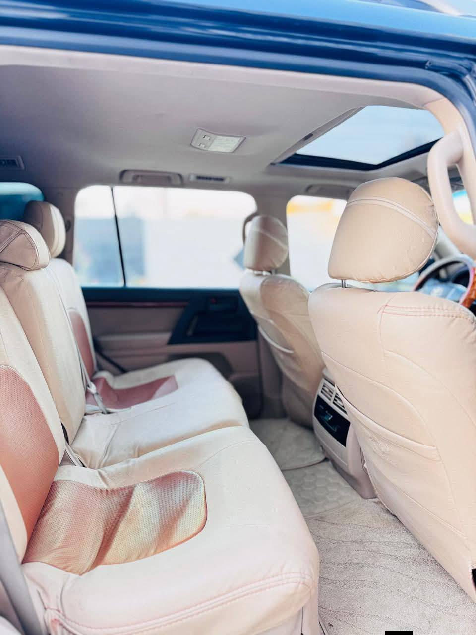 ‏‎سلام عليكم
للبيع فقط 
لاندكروز 🔥 2012 💣 فطيم 🚀 GXR
السياره احله من الصور بالحقيقه 
فول مواصفات 1/1 💯 :
1- فتحة 🕳️
2- بصمة 🔐
3- محرك وكير كفالة 
4- حساس خلفي وامامي 🎶🔊
5- ثلاجة 🥶
6- 2 كراسي كهرباء ⚡
7- تشغيل عن بعد 💥
8- شاشات عرض 💻
9-كامرات 2 دوارة 👀
10- 8  ايرباك 
11-دفع رباعي 🎮
12- رقم اربيل بأسمي 
حجم المحرك: 4000 ✅ 
معروفة موصفات الفطيم فول 
ملاحظة / السيارة  بيها 4 قطع صبغ فقط رش بدون دواخل خلاص باقي السيارة كفالة وشرط الفحص ✅  
جديدة بمعنى الكلمه شرط تراي زيرو  تخم تاير حدادية تبريد جاهزة من كلشي مابيها اي نقص وبالعافية ع تكون من نصيبه
بأسمي شخصياً  تحويل مباشر  

🟩 السعر المطلوب ( 275 $ )💸وبيها مجال شويه 🔐                          

 لاستفسار الاتصال ع الارقام ‏‪***********‬‏

تحياتي لجميع 🌹 🌸 🙏🏻
