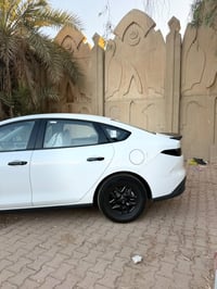 بي واي دي سيل فايف 2025 • بي واي دي سيل فايف • سيارة كهربائية • سيارة ...