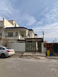 بيت طابقين • ٥٢٠م • ٦ غرف