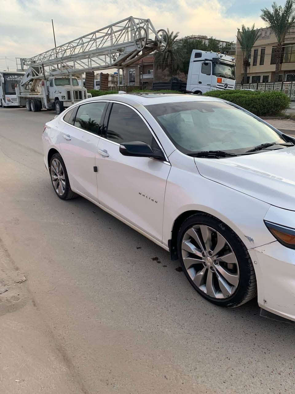 سلام عليكم
ماليبو موديل 2018 بريمر 
محرك 2.0t 
ماشيه 240الف
*********** مراوس  بسياره رياضيه
