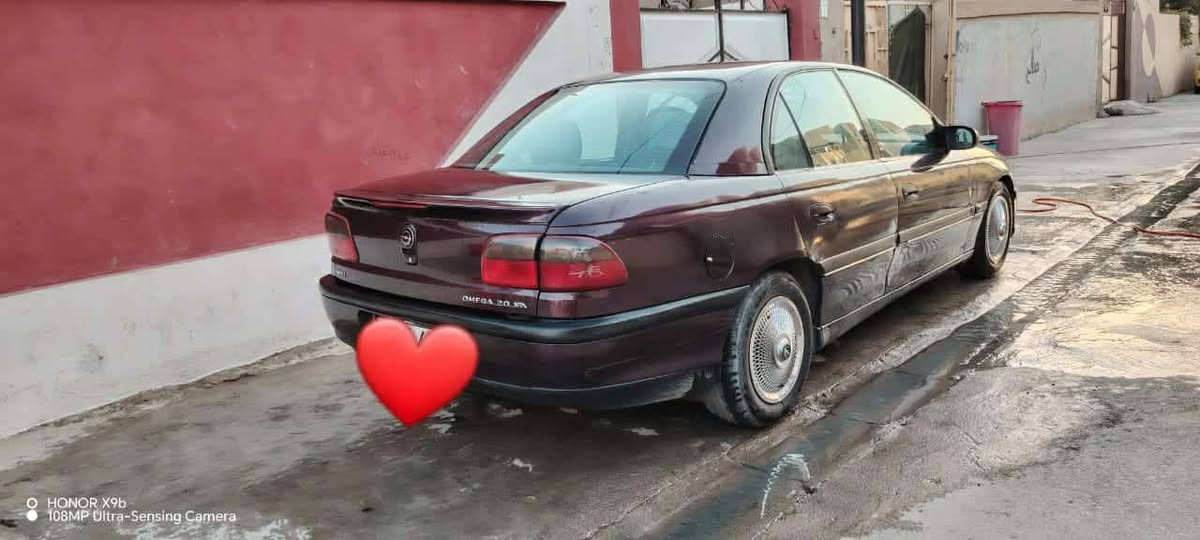 سلام عليكم اوميكه بزون فوووول اتوماتيك السياره مصبوغه جماليه بدون حادث شرط التحويل. مكينه ٢٠٠٠ كبس. المحرك وكير شرط. السعر 50وبيه مجال. مكان السياره. رشيديه. رقم. ***********
