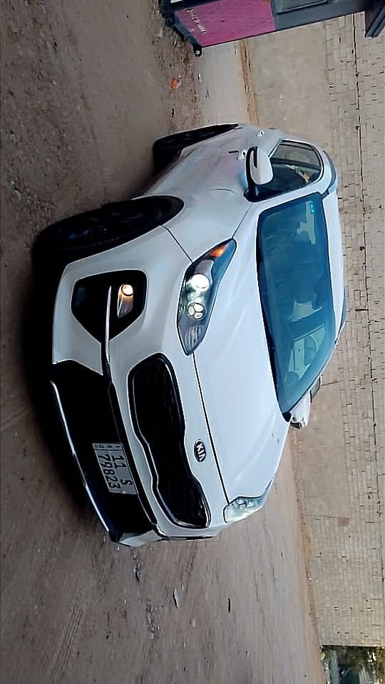 السلام عليكم للبيع سبورتج Sموديل 20 رقم بغداد الجديد بسمي هزه جديده وارد امريكي مصبوغه عام عدا الصدنوك بالاردن حادث امريكا
مكفوله شواصي 
كير محرك مكفول جديد ماشيه 72 
تخم تاير وصدر جديد 
دواخل جلد اسود 
فول تحكم استيرن 
شفتات ستيرن 
رادارت خلفيه 
مرايات اشاره وشفط 
تحديد مسار 
3 انضمه قياده 
كامره دواره 
سياره على وضع امريكا 
السعر ١٢٥
***********
