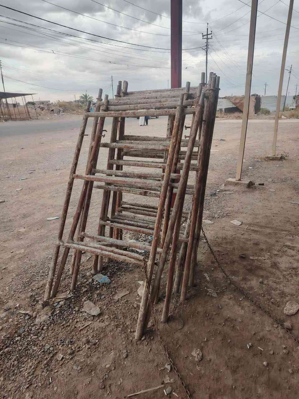 السلام عليكم
يوجد جام خانه للبيع ٣ قطع + سكلات مستخدمه للبيع
تصفيه محل العنوان العوسجه الشارع العام ***********
