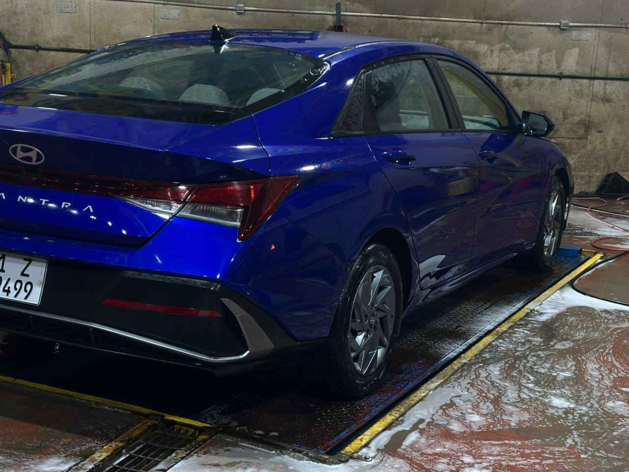 النترا رقم بغداد بسمي  
مواصفات               ماشيه 11 الف 
تشتغل عن بعد 
نظام ترحيب           سياره كلش كلش نظيفه 
بصمه ابواب + اناره 
جنطه ذكي + بصمه           شاصي لغد مكفول مكفول 
تحكم 
رادار 4 جهات           اريباك دركه فقط 
شاشه متصله 
سايقه ذاتيه           سياره كلش جديده 
مانع انزلاق 
ايكو + سبورت     السعر 165 وبيها مجال بصيط 
ماشه 11 الف    رقم الهاتف ***********
 
العنوان بغداد البلديات     لد ابلادي
