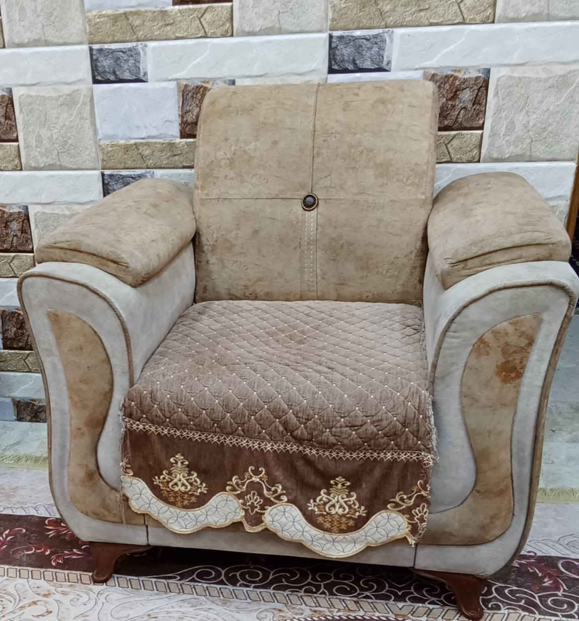 سلام عليكم تخم 10 مقعد شغل عراقي 
سعر 550
***********
