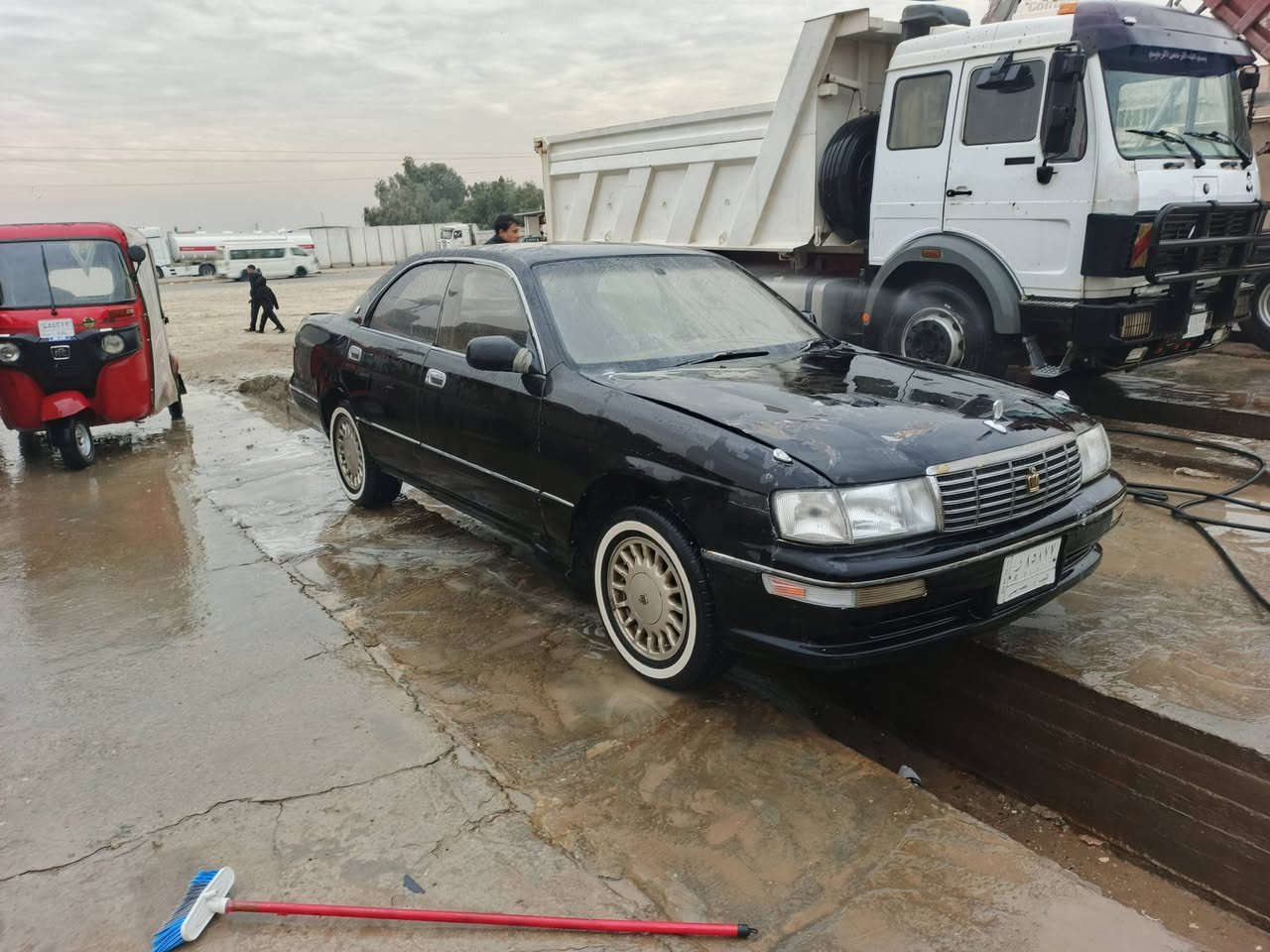 بطه مديل 93مكفول كفاله عامه
من ضربه ونقل جثه كير مكينه خير من الله حداديه 
مراوس اراوس حسب القناعة 
العنوان بغداد جسر ديالى 
الاتصال ***********
