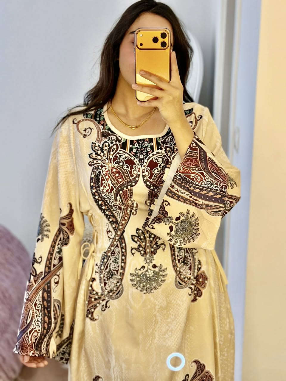 إذا تحبين التميّز 👑
مخاورنا الإماراتية  فري سايزتجمع بين الفخامة والراحة، تصميم أنثوي وقماش يبرد على الجسم 💫
قطعة وحدة تكفي تخلي إطلالتك حديث الكل


**إذا كنت صاحب هذا الإعلان وتريد حذفه لأي سبب، رجاءا أرسل رسالة إلى الدعم الفني**