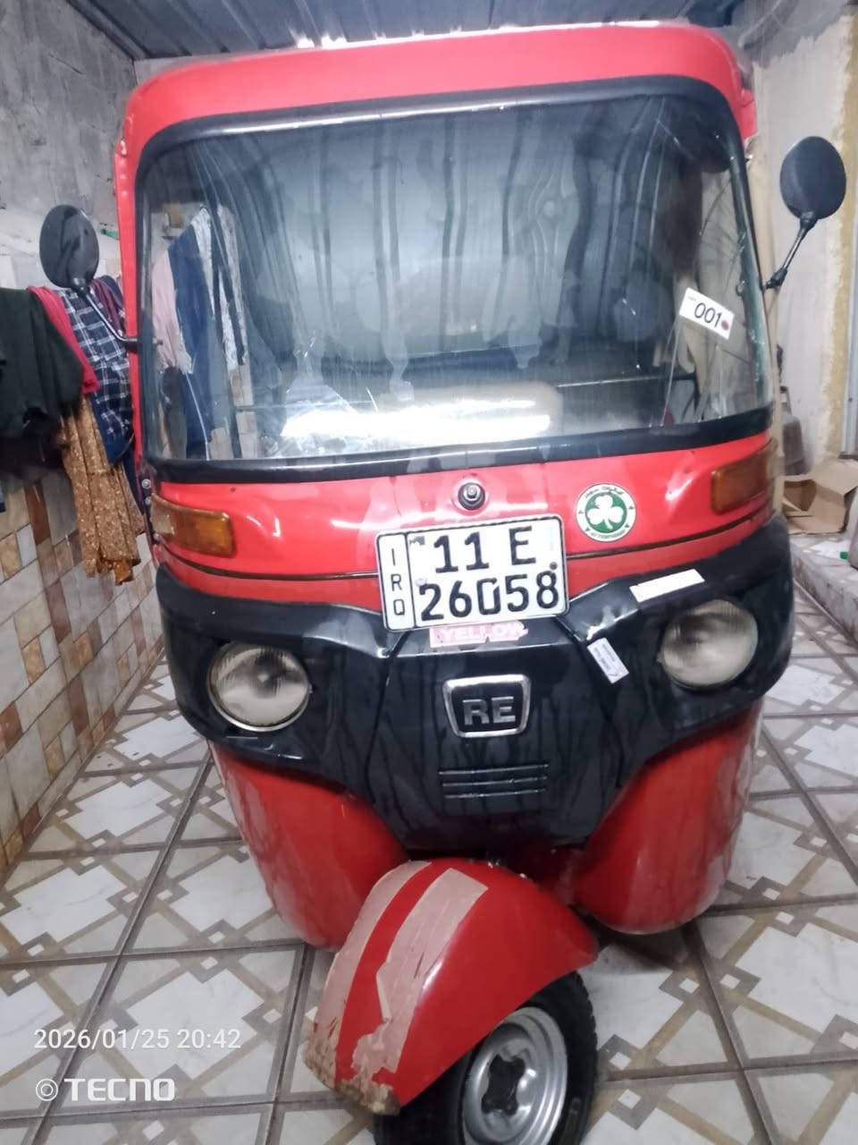 سلام عليكم تكتك 2018 جاهزه كبل للشارع رقم سنويه لاصبغ ولامعجون بلاديه بس دوسه معمره  ماناقصها شي مكانها بغداد الطالبيه شقق سعرها 5و2200وبيها مجال الطالبيهللشراي  الاستفسار عل رقم ***********
