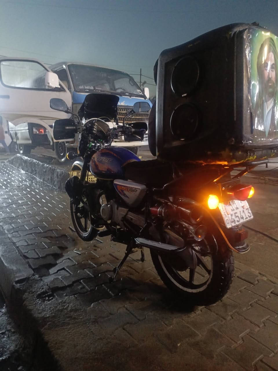 سلام عليكم 

لل بيع بوكسر 

جبلي

رقم بغداد بسمي تحويل ثاني يوم

موديل 2022بس هيا 2023اصل الجاملغ الطويل ول الصينيه مال زنجيل مسح إلي تصير مضلع 

مكينه فول فول بس مبدله زنجيل شركه أصلي 
و كلچات اكولها مقدممه غير ذني كل شيء ما مبدل شرط اذا مو معدل نار مرجوعه 

بيها كلوب زنون أصلي ب,60الف شاده اشاير ليد ال يعمن كهربائيات كلها بلاد 

سعر خاص 

***********
سعر خاص شباب واتساب موجود
