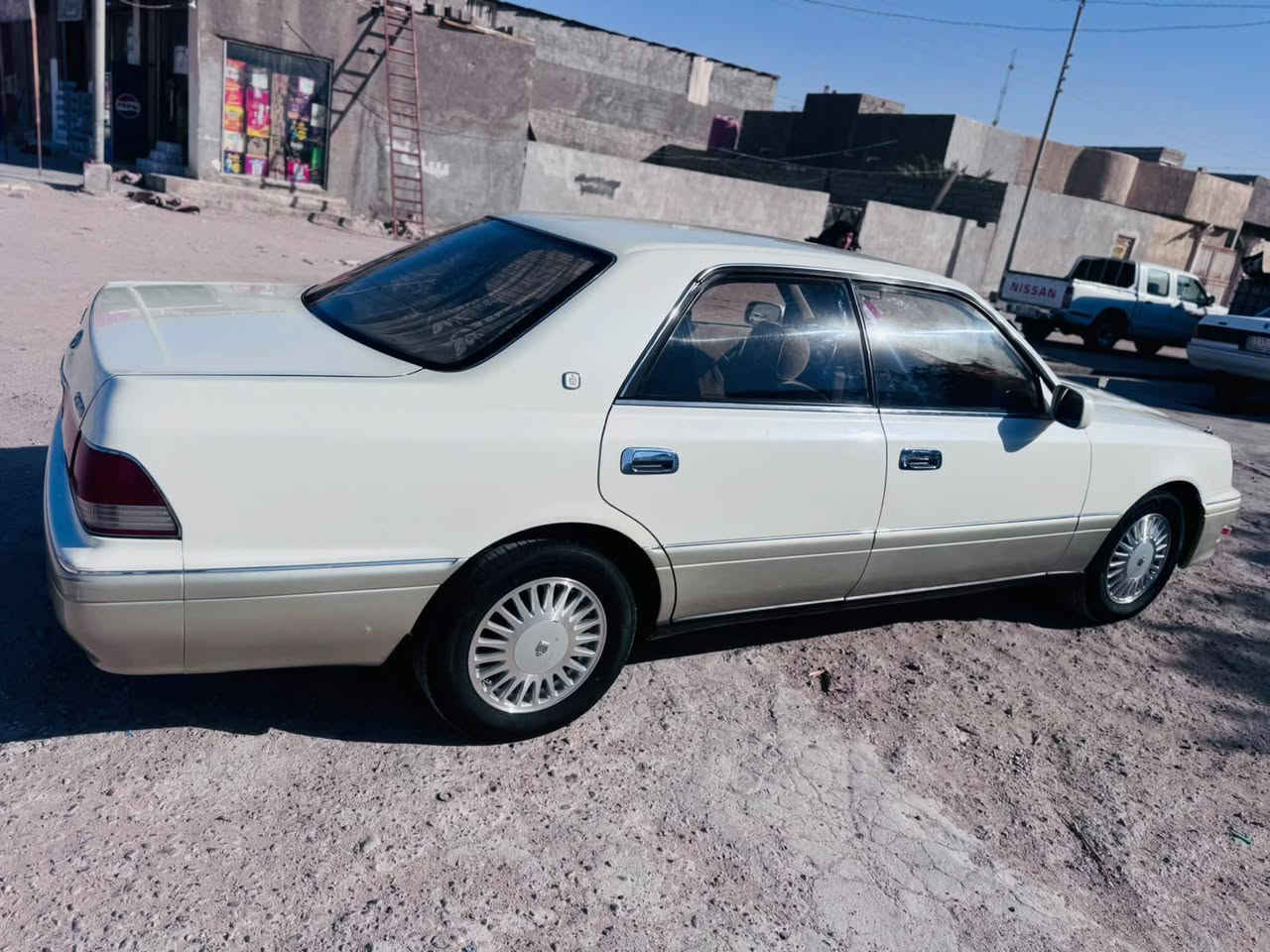 سلام عليكم رأس ثور موديل 1997 دخول جديد مزاد عسليه كفاله عامه من الگص ونغل جثه وضربه والعيب الشرعي بيه صبغ مكانات فقط مكينه وكير فيفيتي فيشتين جديد تخم تاير حداده ١٠٠٪ تبريد ثلج كشنات كهربائية عينه ليزري سنتر لوك رقم بصره بسمي تحويل ثاني يوم سنويه 2031 عنوان بصره البترو ستفسار ***********
