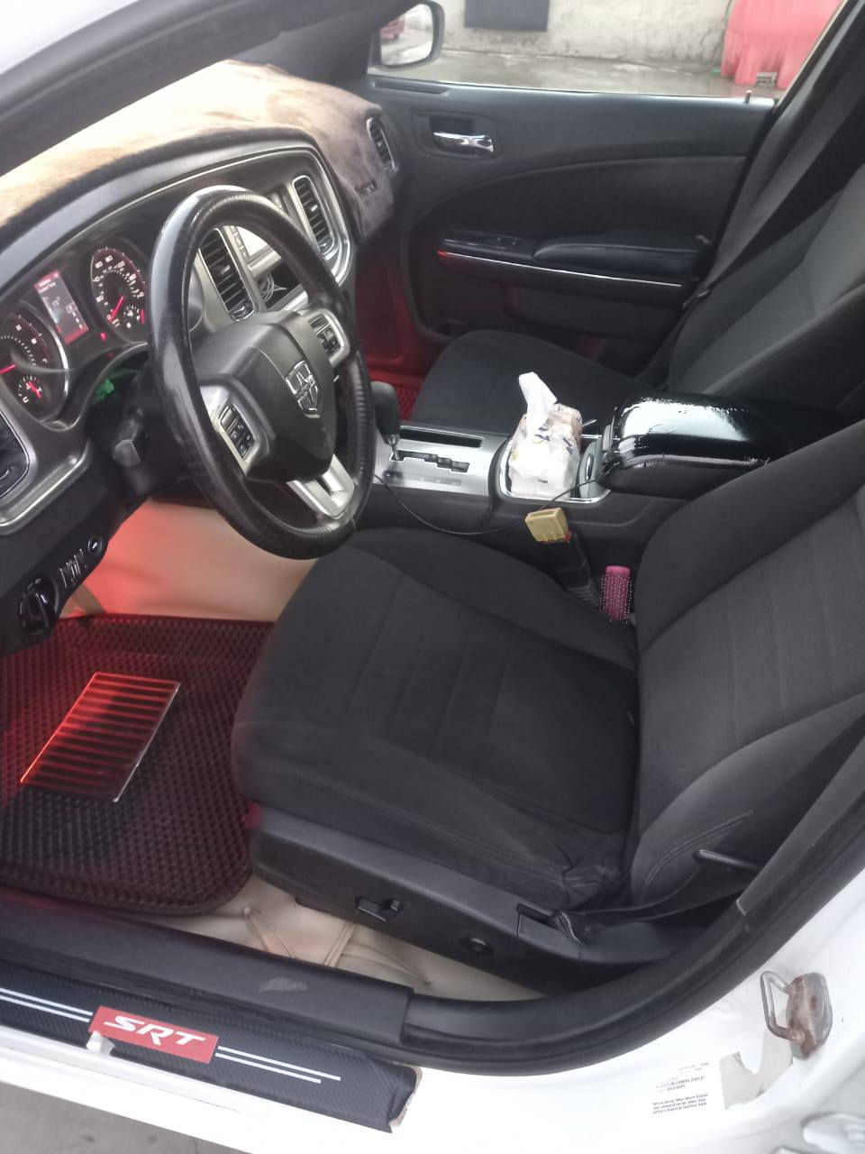 سلام عليكم 
جارجر لبيع
موديل 2011
السيارات وارد كندي
السياراه بدون حادت
صبق اتر سقوط
السيارات جاهزه
كبل الشارع
تخم تاير جديد 
السعر 145
وبيها مجال لطيفين
***********
