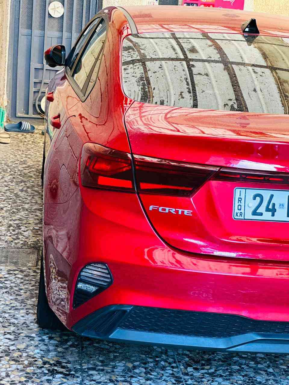 فورتي للبيع لي يدور جديد ونضيف كارتون
موديل ٢٠٢٣ رقم دهوك تحويل وكاله بخدمتك
الحادث موجود بالمنشور 
مكان كربلاء 
سياره كفاله عده بارد بصندوك
ماشيه ٢٣ الف حقيقي 
الشراي يتصل وبيه مجال حك الجيه 
١٧٢ ورقه  
***********
