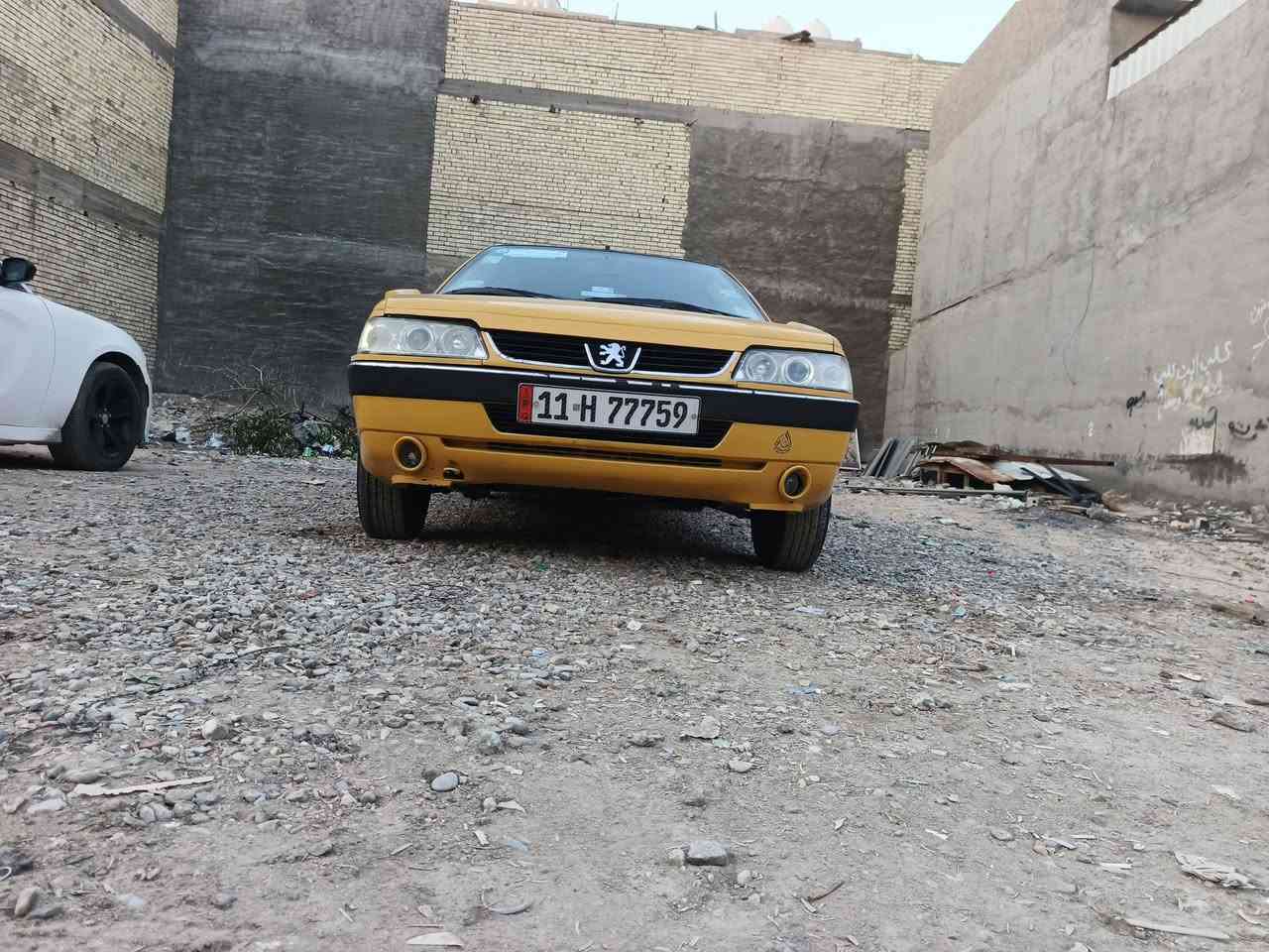 سلام عليكم بيجو الميس موديل 16 دشبول عالي
دواخل جديده كير مكينه خير من الله 

تخم تاير باتر جديد 
دسك بنز جديد راتيتر مكينه جديده صدر امام وخلفي جديد 
كهربايات كلها شغاله تبريد جديده 
بيها صبغ بين الباب وجاملخ مشر بل صور 
دشبول عالي شاشه 
السعر 40 وبيها مجال قليل 
مكان سياره بغداد البلديات الظباط 
***********
