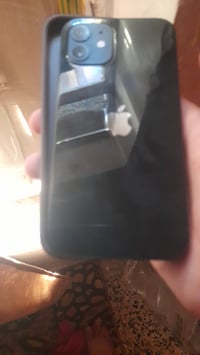 آيفون ١٢ ١٢٨ • بطارية ٧٤٪ مبدلة • كفالة عامة