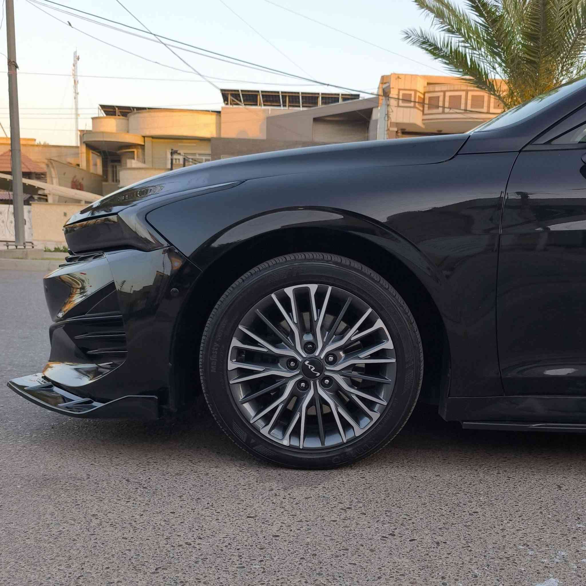 كي فايف 2022 فئة LX بـدون ايربـاك
رقـم بغـداد بأسمـي شخصيـآ
محـرك 1600 تيربـو 
عـداد المسافـة 37 mi

رادار امامـي/ نقـط عميـاء/ اوتـو هولـد / نظـام ABS / اوتـو ستـوب/ لايـت اربـع عدسـات / لد نهاري/ سايـد بريـك بصمـة / شاشـه كبيـره -كاميـرا دواره/ابـل كـار بلـي / اندرويـد اوتـو/ كـروز سرعـه/ تحكـم ستيـرن/ تبريـد بيانو/ اربـع مـودات قيـادة Normal-Smart-Custom-Sport

حادثهـا بسيـط جـدا حافـة البنيد موضح بالصور ومن أمريكا قطعتين كلير فقط بدون حادث ولاتبديل 

السيـاره جديـده بمعنـى الكلمـة داخـل وخـارج ترايهـا زيـرو تبريدهـا ثلـج وعليها اضافـة  كـت رياضـي شنايـزر

السعــر  163
للاتصـال ***********
مكانـي  بغــداد  السيديــة
