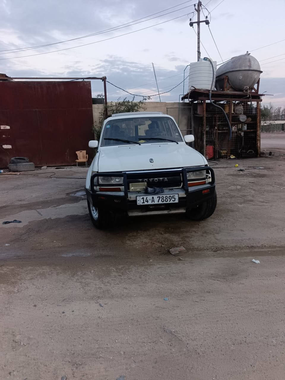 لاندكروز vxr موديل 1991
مكينه گير سليمات
رقم جديد بصره بأسمي تحويل ثاني يوم
تخم تاير جديد
سياره اصوليه 100%
السعر 60 وبيهه مجال للشراي
*********** للاستفسار
