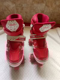 ملابس أطفال • للبيع • تواصل خاص