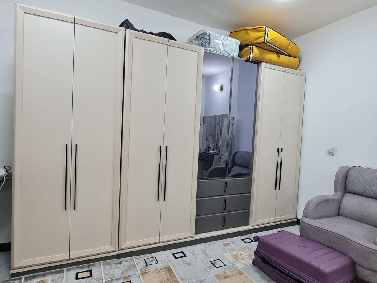 غرفة نوم تركيه جديده استعمال شهرين فقط السعر مليونين مع المندر الطبي


**إذا كنت صاحب هذا الإعلان وتريد حذفه لأي سبب، رجاءا أرسل رسالة إلى الدعم الفني**