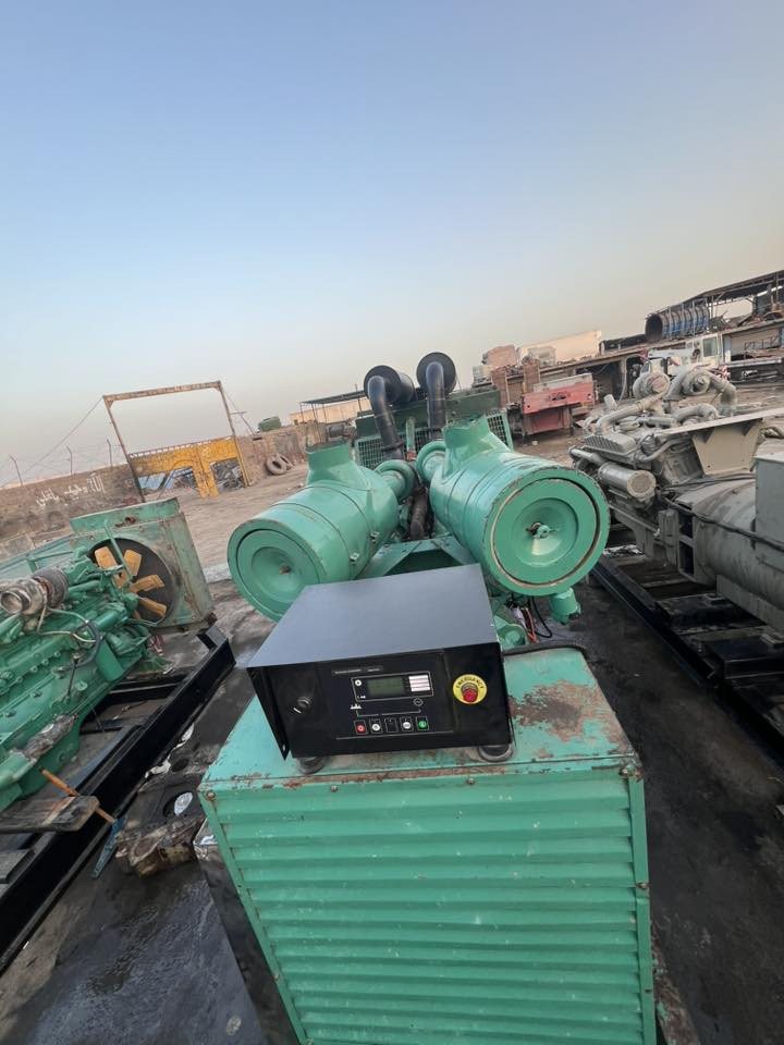 للبيع مولده نوع كمنز 5ونص 
12سلندر اوربيه مامفتوحه 
ستندر 650كيفي الاستفسار ع الرقم 
***********
