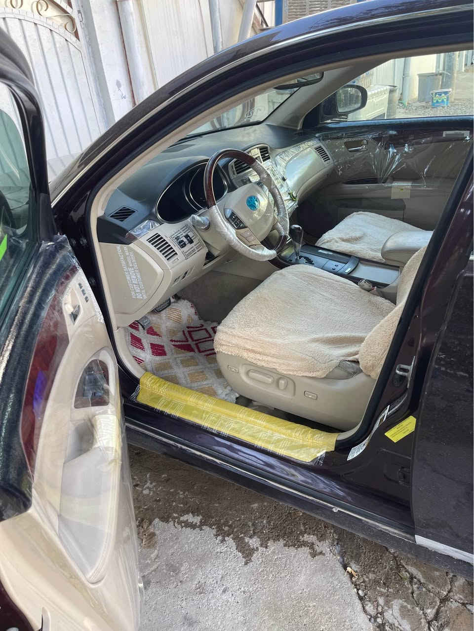 Toyota avalon limited 
ساق ساق ساق فول فول بۆ فرۆشتن حیزام بۆیاخە سەیارەکە زۆۆر زۆر پاک و جوانە روبەرو جوانترە
سەیارەکە ١١٤ هەزار چوە
سەوتی دیجتاڵی نیە
لەرزینی نیە
ئاوێنە ئیشارات
بەسمە
پەردە
کوشن سارد و گەرم
کامل کامل سێرڤس کراوە
چوار تایەی تازە 
رۆن تازە
هایدرۆلیک تازە
سەدر تازە
پاتری تازە
سەیارەکە لە کەلارە مشتەری نیت تەلەفون مەکە رەحمەتت لێبێ سەیارەی ماڵە کامل مەسروفە سعری ٨٥ قفلە ***********
کۆدی بۆ نەکراوە کۆدی بکە ناو خۆتۆ كالار, السليمانية
