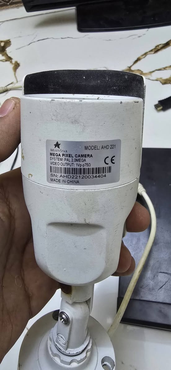 جهاز dvr للكاميرات مع هارد 300 كيكا مع  كاميرات عدد 2 شغال كامل ما بي اي عيب
سعر 40 الف بدون الوايرات والتوصلات والمحولة
واذا اتريدة كامل مع الوايرات والمحولة 50 الف

عنوان كركوك ، روناكي قرب جامع ذي النورين 
*********** كركوك, العراق
