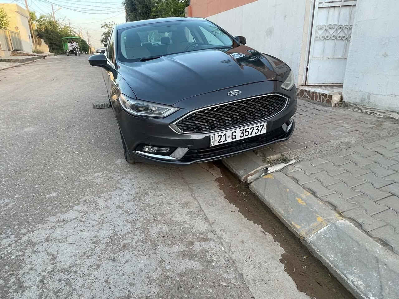 سلام عليكم
ford fusion
موديل 2017 
مكينه 2500 مرغوب 
سنويه جديد باسمنه لحد 2030
دهن كير دهن محرك كلهاا جديد بشرط
كير مكينه مكفول 
صدر امامي صدر خلفي بشرط
تحويل وكاله غرامه بشرط 
تبريد تدفيه بشرط ثلج 
عدها 2 قطعه اشويه بي داخل يم جاملغ سكن 
كلشي موضح بصوره 
تاخم تايرات جديد 
مكان سياره كركوك 
*********** بي واتساب هم
