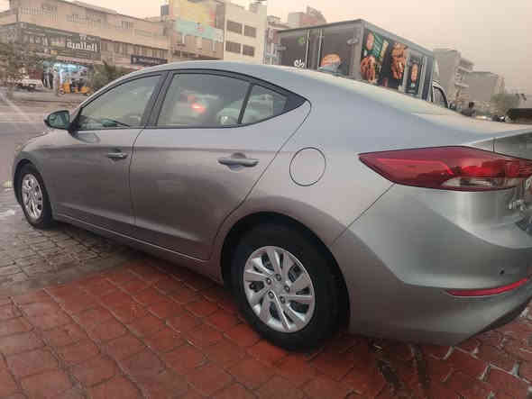 سلام عليكم النتره موديل 2017 سنويه جديده هزه جديده تحويل مباشر ظرهه فقط قبق جنطه سياره بدون دواخل السونر مرفوق  الصبغ البيهه جماليه بدون حادث اليبل واحد عده الصندوك بجم كبس صدر كله جديد كير مكينه شرط مكاني جميله سعرهه 112 ممتواجد عل نت خابر ***********
