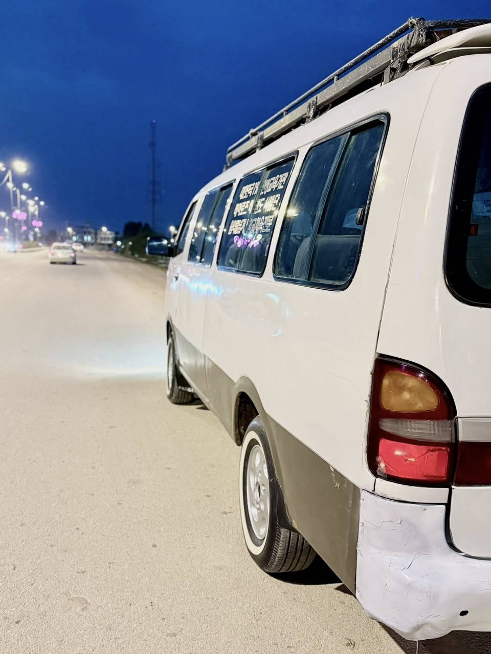 السلام عليكم
كيه بريجوو شبوط 14 راكب 
سياره جاهز وخير من الله 
1-زوجين تايرات جدد 
2-راديتر جديد 
3 -سلف جديد 
4-داينمو جديد 
سياره عليه ادامه ربع ما تصرف عليه 
موديل 2002 
مكينه كير مكفولات 
السعر 95 وبيه مجال 
رقم بغداد سنويه تاريخ نفاذ 2029 
تحويل ثاني يوم 
العنوان بابل جبله 
‭٠٧٧١ ٨٦٤ ٠٦٩١‬
