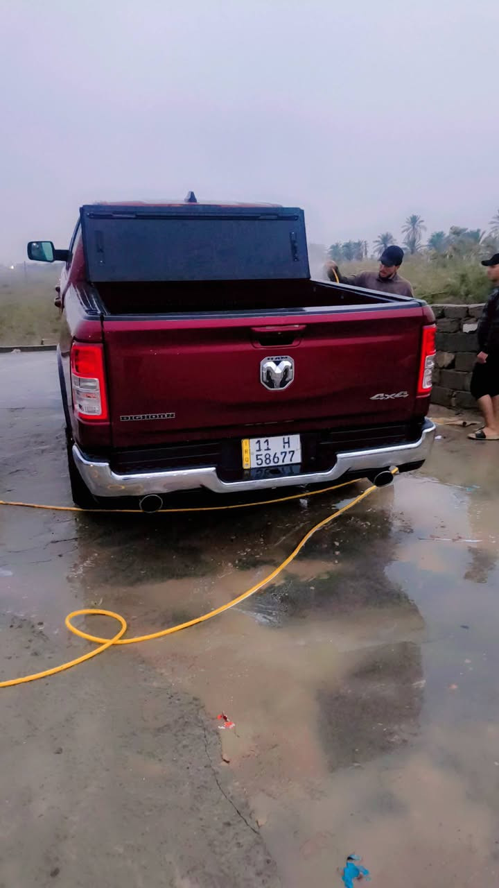 السلام عليكم رام فئه بك هورن فور ويل بصمه كامره معروفه باقي المواصفات موديل 2021 محرك 5700
كيلن سياره ومملعوب بيها ابد للاستفسار اتصال او واتس اب 
***********
