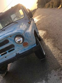 لفينيه للبيع سياره خير من الله  كفاله 5 وربع وبيها مجال 07806446918