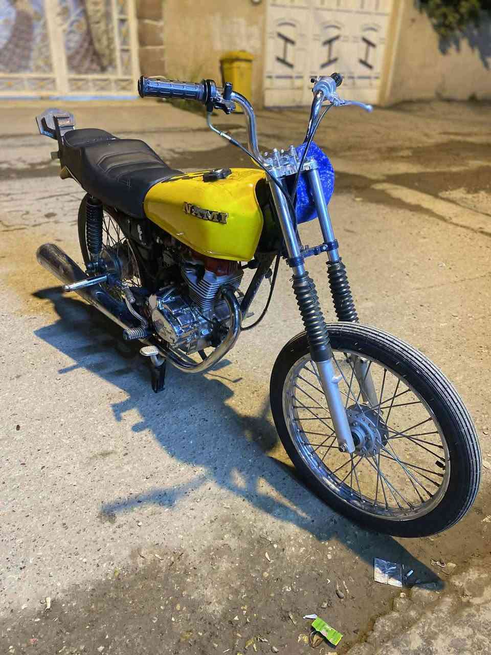 سلام عليكم دراجه نامه للبيع بدون مكينه فقط خاص موجود واتساب***********,و
