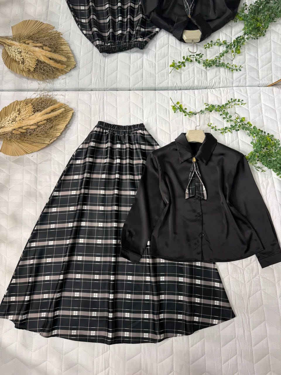 ✨🌸 ​​Cozma Rose (كوزما روز)🌸✨

قميص مع تنورة❤‍🩹

خامة ستن زارة تركي🇹🇷

✨🌸38-40-42-44-46🌸✨

   للحجز يرجى مراسلة الصفحة ⭕️

خدمة التوصيل متوفرة لجميع مناطق العراق🚚


**إذا كنت صاحب هذا الإعلان وتريد حذفه لأي سبب، رجاءا أرسل رسالة إلى الدعم الفني**