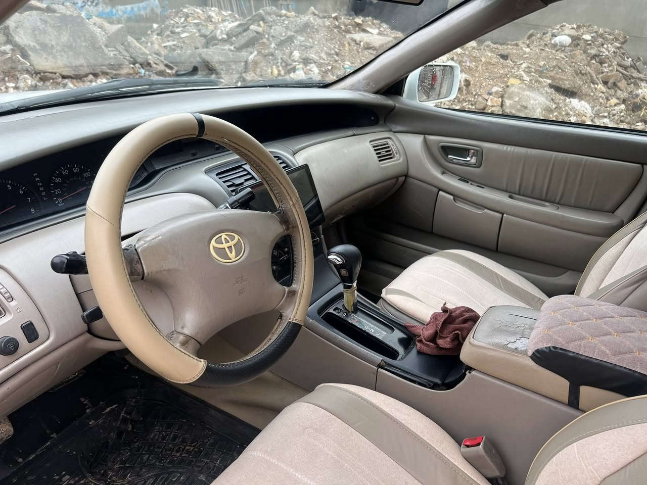 افلون موديل ٢٠٠٤ للبيع لون ابيض  رقم شمالي مميز ٤ ارقام تحويل او وكاله كير محرك بدون عيب صبغ عام جماليه مابيه حادث محرك بلادي داخل كله جديد عنوان السياره كركوك 
سعر ٦٣ بي مجال اي ستفسار اتصال***********
