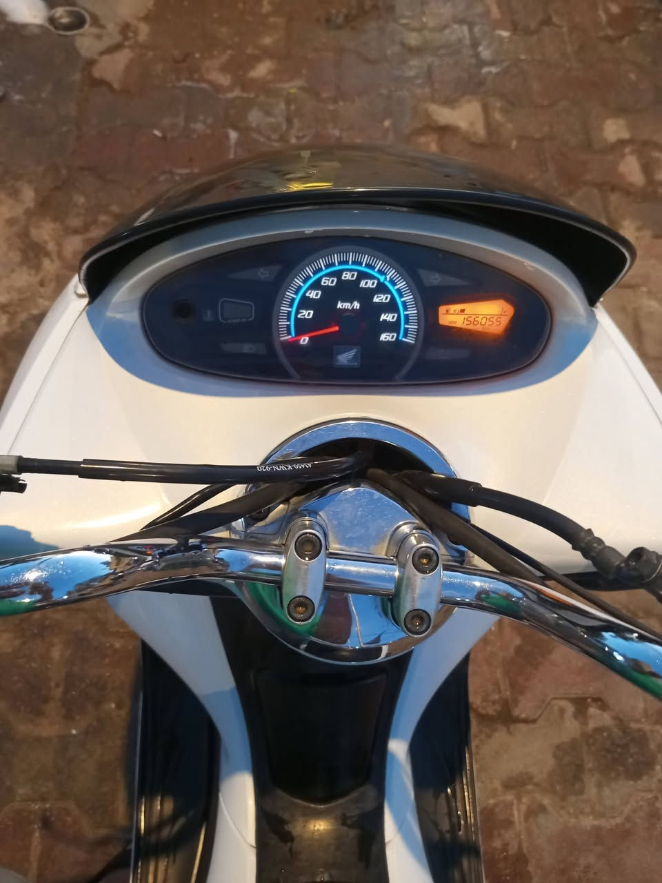 السلام عليكم
PCX

/جيل اول موديل 2016محرك 125

ياباني JF حساس ازدحام ستانه حساس 

زوج تايرات جدد بنزات ودسكات جدد

كهربائيات كله شغاله مكينه اذا مفتوح بيه برغي تاخذها بلاش كفرها بلادي 

السعر واحد و350 وبيه مجال 

مكاني مسيب سدة الهنديه 

***********
