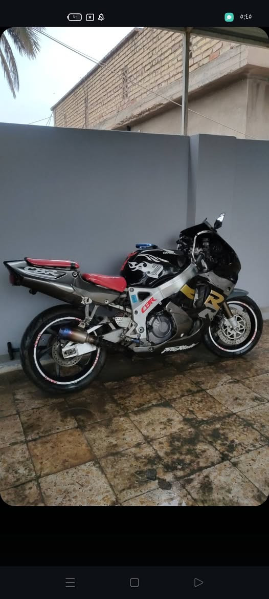 السلام عليكم ، cbr 919 مكفولة للمراوس
***********
